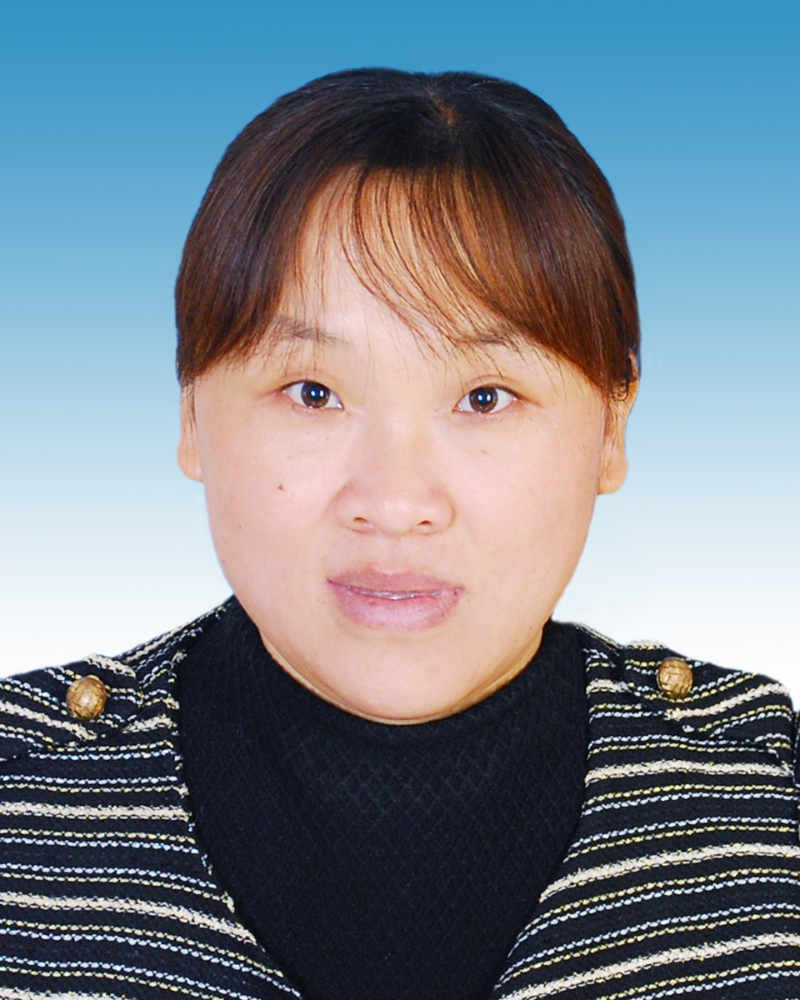 十大体育博彩买球网站园林绿化管理局计财科科长 郑英英.jpg